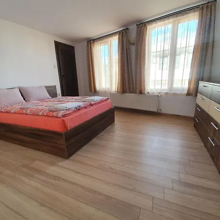 Villa роден край 2