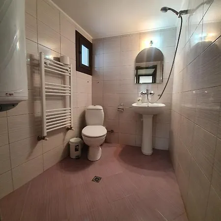 Villa роден край 2 *