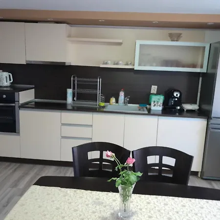 Villa роден край 2 *