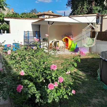 Villa роден край 2 *